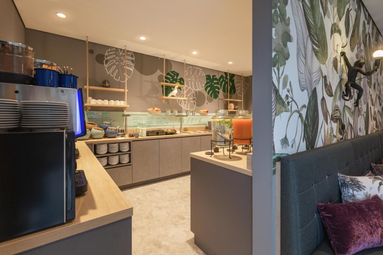 Holiday - The Niu, Crusoe Airport By Ihg 3* Bremen